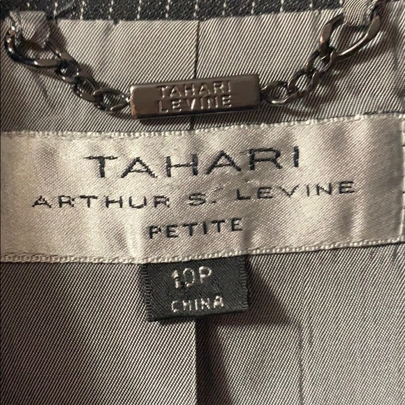 Tahari ASL Jacket/Pant Suit, Size 10P NWOT - Picture 5 of 15